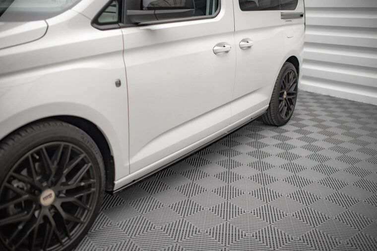 Sideskirt diffusers glanzend zwart passend voor VW Caddy 5 Maxton Design