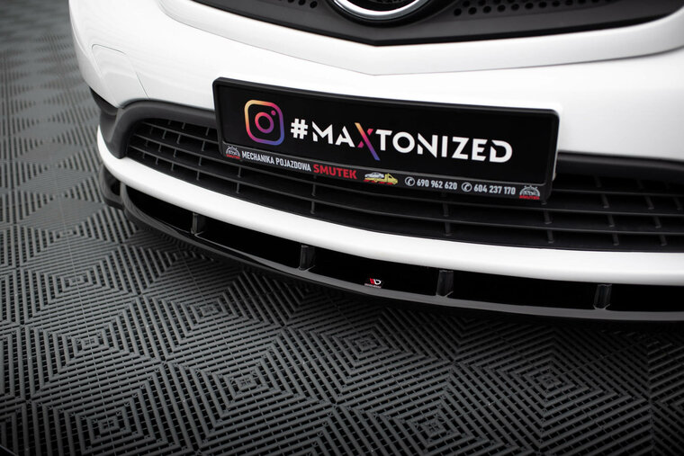 Front splitter glanzend zwart passend voor Mercedes Citan W415 model model 2012 - 2021 Maxton Design